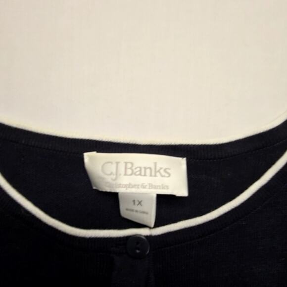 C.J. Banks Womens 1X Cardigan Tropical Fish Embroidery Black Button Front Top - Picture 5 of 11